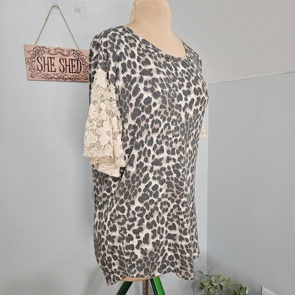 Leopard Top Women's Medium Animal Lace Sleeves Mob Wife Career Office Dainty - Picture 4 of 15
